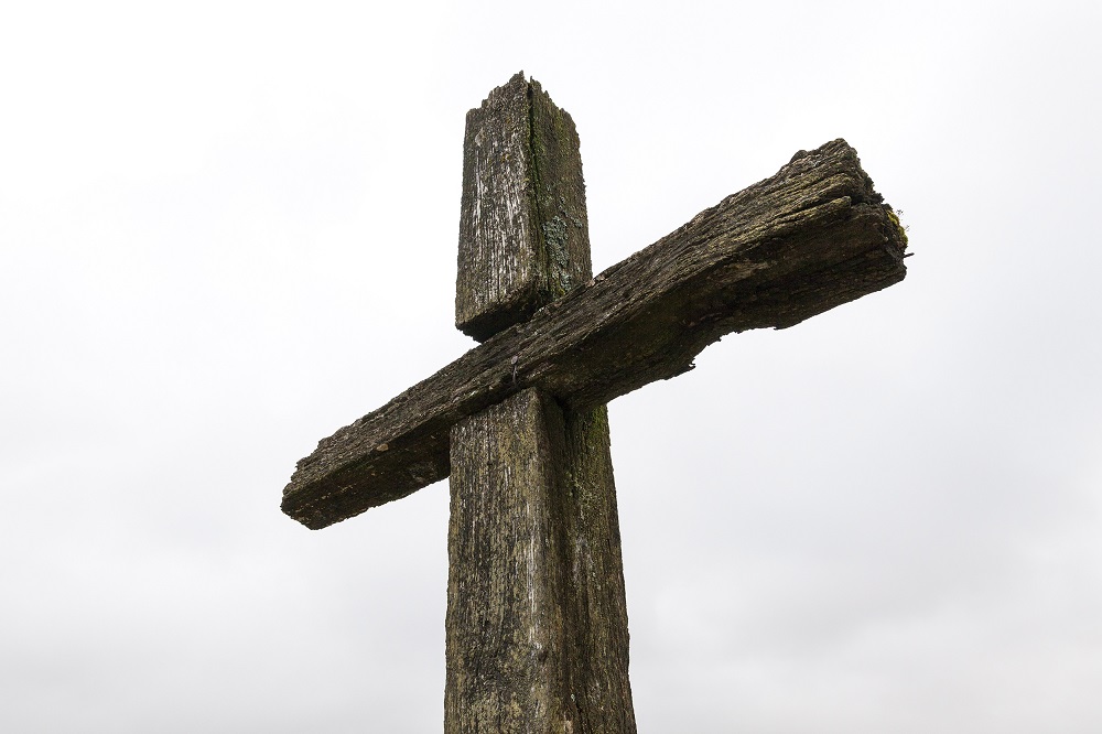 Christian Gifts: 5 Beautiful Ways to Share Faith