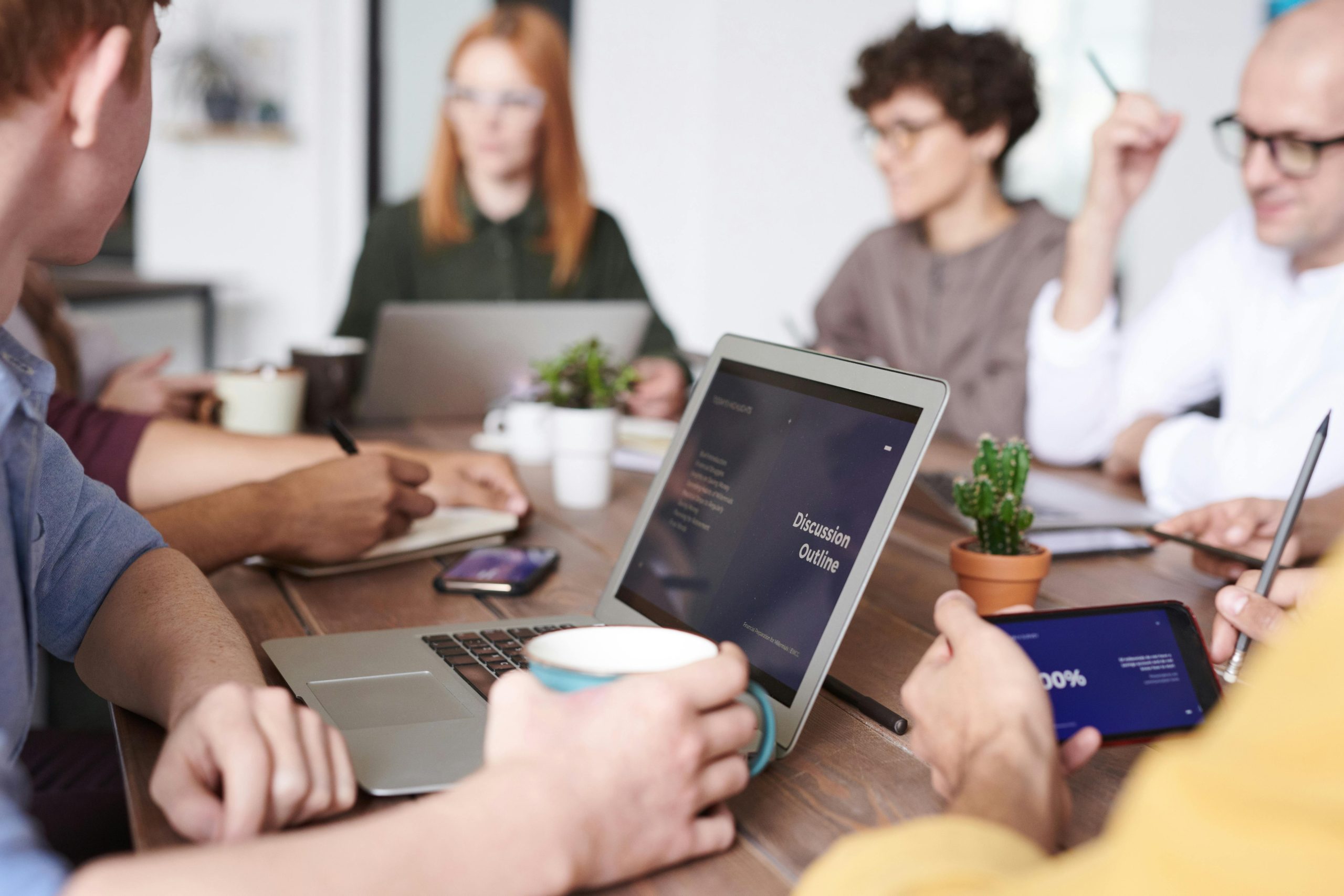 Competitive Intelligence: 7 Techniques for SaaS Growth
